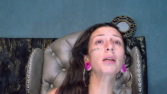 LusstCruella online show from 30, 6, 2026