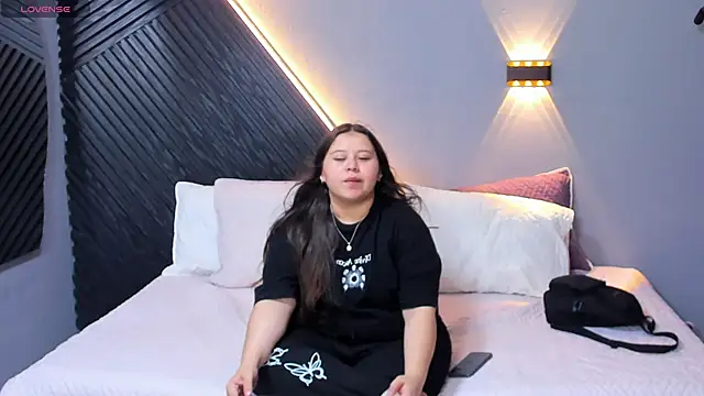 Laia and Aloby online show from 11, 3, 2026