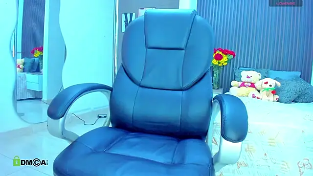 natasha  jackson online show from 19, 4, 2026