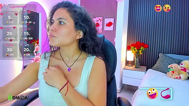 natasha  jackson online show from 22, 4, 2026