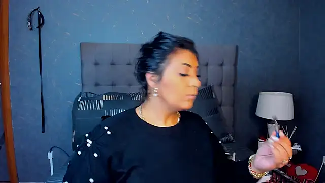 AmyCubes online show from 13, 11, 2025