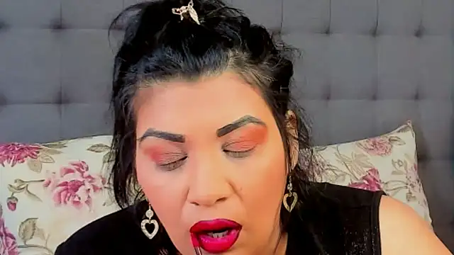 AmyCubes online show from 25, 2, 2025