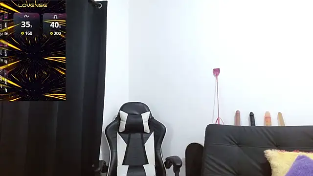 Kiara-Rider online show from 2, 12, 2025