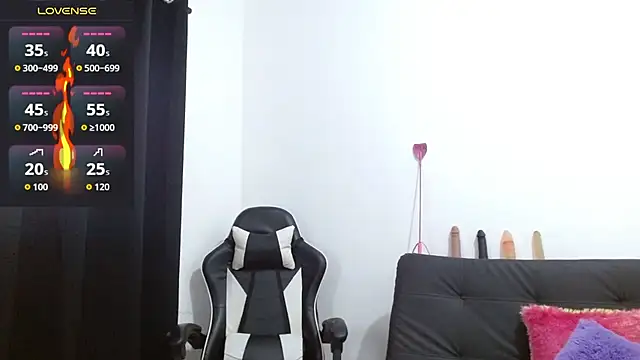 Snapshot of Kiara-Rider chatting on 16, 11, 2025 Kiara-Rider online show from 16, 11, 2025