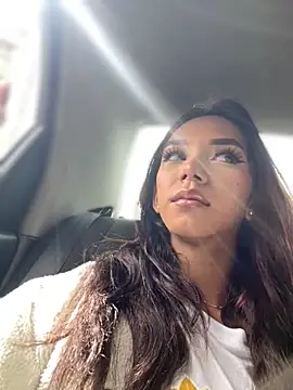 Snapshot of Nikol_Rang__ chatting on 29, 10, 2025 Nikol Rang online show from 29, 10, 2025