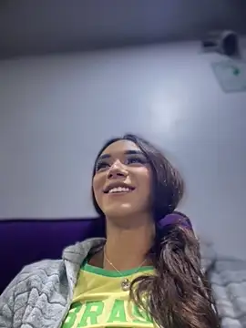 Snapshot of Nikol_Rang__ chatting on 9, 10, 2025 Nikol Rang online show from 9, 10, 2025