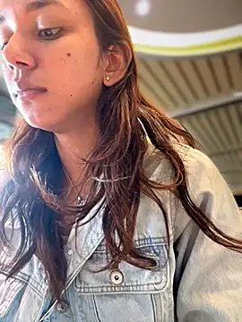 Snapshot of Nikol_Rang__ chatting on 10, 10, 2025 Nikol Rang online show from 10, 10, 2025