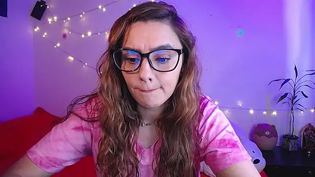 Lu perez online show from 8, 11, 2025