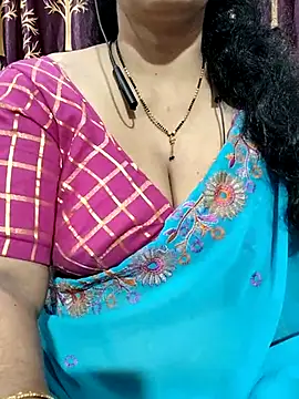 Snapshot of bhuvana555 chatting on 2, 3, 2025 bhuvana555 online show from 2, 3, 2025