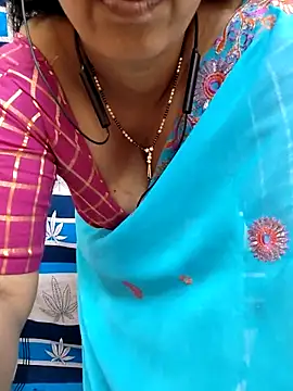 Snapshot of bhuvana555 chatting on 18, 2, 2025 bhuvana555 online show from 18, 2, 2025
