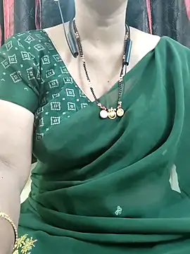 Snapshot of bhuvana555 chatting on 20, 9, 2025 bhuvana555 online show from 20, 9, 2025