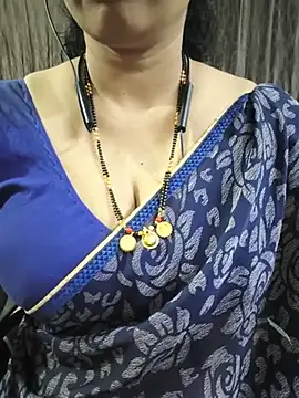 Snapshot of bhuvana555 chatting on 22, 6, 2026 bhuvana555 online show from 22, 6, 2026
