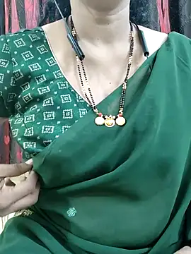 Snapshot of bhuvana555 chatting on 14, 9, 2025 bhuvana555 online show from 14, 9, 2025