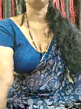 Snapshot of bhuvana555 chatting on 20, 10, 2025 bhuvana555 online show from 20, 10, 2025
