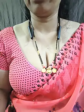 Snapshot of bhuvana555 chatting on 1, 6, 2026 bhuvana555 online show from 1, 6, 2026