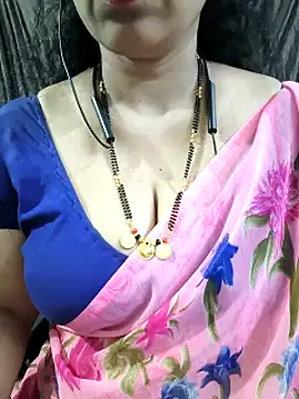 Snapshot of bhuvana555 chatting on 5, 5, 2026 bhuvana555 online show from 5, 5, 2026