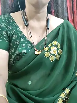 Snapshot of bhuvana555 chatting on 12, 10, 2025 bhuvana555 online show from 12, 10, 2025