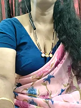 Snapshot of bhuvana555 chatting on 18, 10, 2025 bhuvana555 online show from 18, 10, 2025