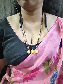 Snapshot of bhuvana555 chatting on 14, 7, 2026 bhuvana555 online show from 14, 7, 2026