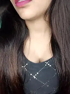 Sreya213 online show from 2, 11, 2025