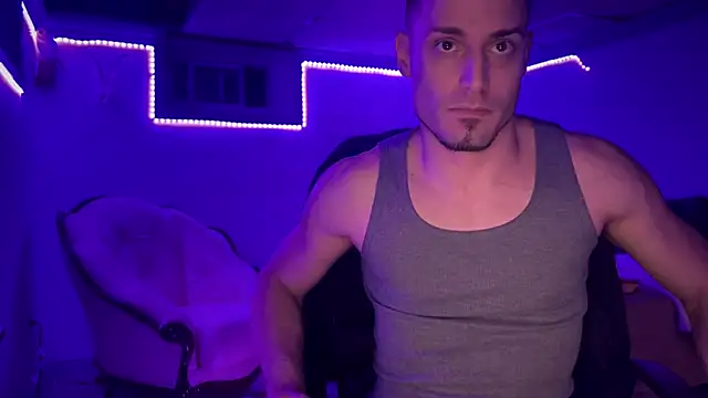 Snapshot of hot_shot_13 chatting on 11, 12, 2024 hot shot 13 online show from 11, 12, 2024