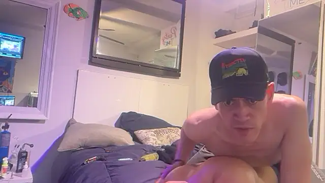 Snapshot of hot_shot_13 chatting on 30, 11, 2025 hot shot 13 online show from 30, 11, 2025