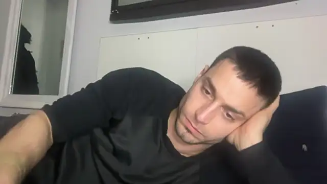 Snapshot of hot_shot_13 chatting on 16, 11, 2025 hot shot 13 online show from 16, 11, 2025