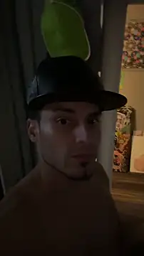 Snapshot of hot_shot_13 chatting on 29, 11, 2025 hot shot 13 online show from 29, 11, 2025