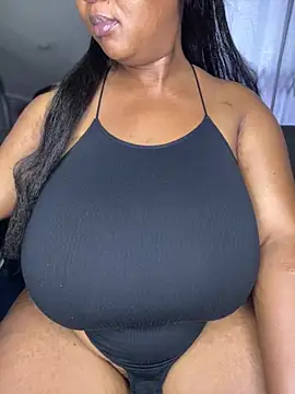 Snapshot of MayaPassion chatting on 24, 6, 2026 MayaPassion online show from 24, 6, 2026