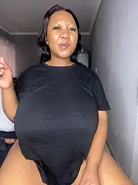 Snapshot of MayaPassion chatting on 20, 9, 2025 MayaPassion online show from 20, 9, 2025