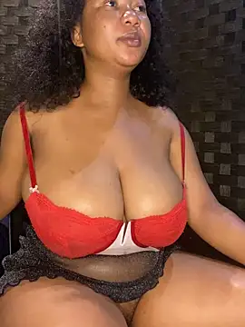 Snapshot of MayaPassion chatting on 8, 2, 2025 MayaPassion online show from 8, 2, 2025