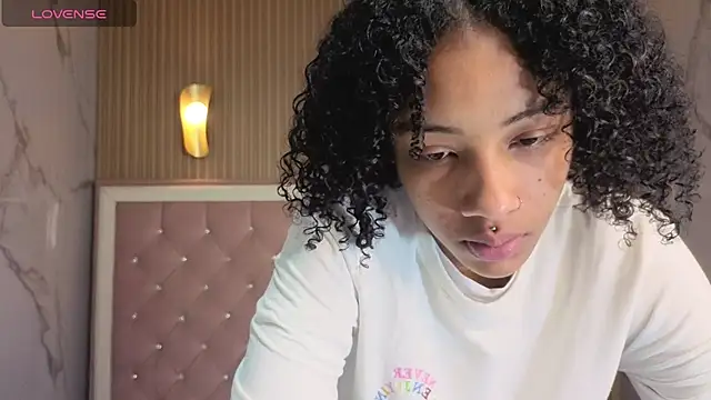 Violeth b online show from 16, 12, 2025