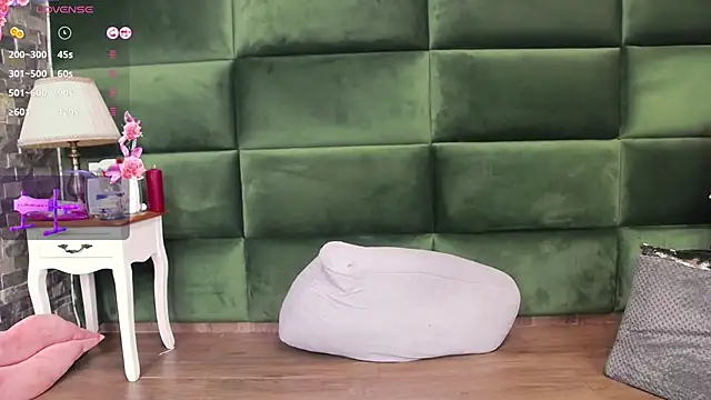 SelenSummer online show from 12, 10, 2025