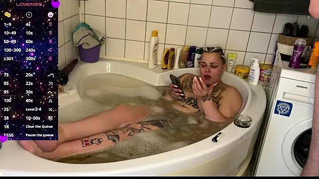 Snapshot of elina_may chatting on 1, 3, 2025 elina may online show from 1, 3, 2025