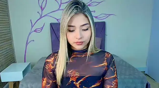 Snapshot of DahliaMoore chatting on 3, 2, 2025 DahliaMoore online show from 3, 2, 2025