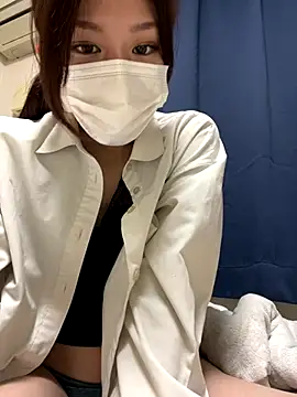 mio nyan  online show from 6, 10, 2025