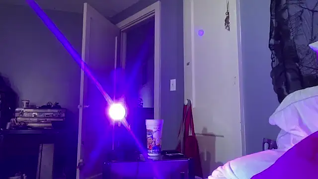 SkarlettRose96 online show from 29, 10, 2025