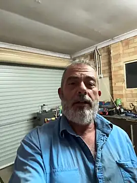 Snapshot of ausbod chatting on 23, 10, 2025 ausbod online show from 23, 10, 2025