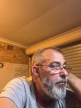 Snapshot of ausbod chatting on 15, 12, 2024 ausbod online show from 15, 12, 2024