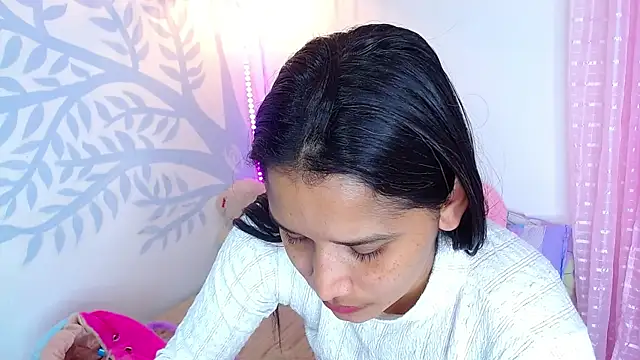 Alison Wiley online show from 7, 4, 2026