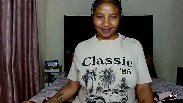 Snapshot of quenliyasa chatting on 27, 4, 2026 quenliyasa online show from 27, 4, 2026