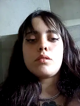 lucylovles online show from 23, 2, 2025