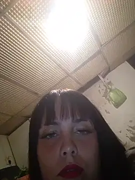 lucylovles online show from 8, 4, 2026