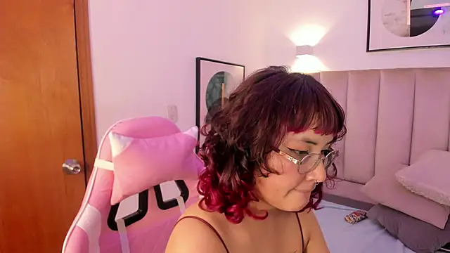 Haru Bonny online show from 14, 12, 2025