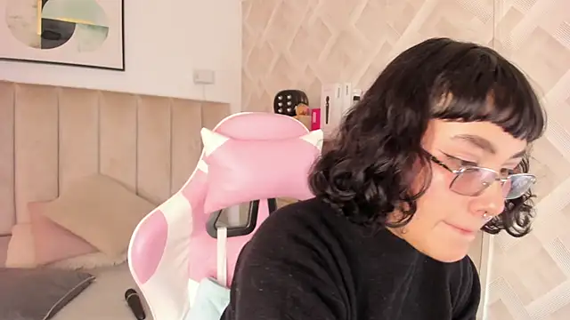 Haru Bonny online show from 27, 3, 2026