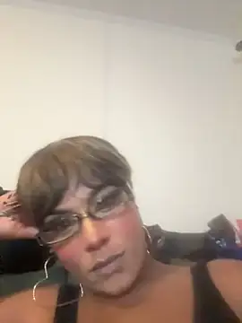 Hazel Grey online show from 19, 5, 2026