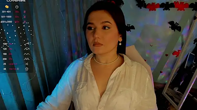 Lei White online show from 19, 10, 2025