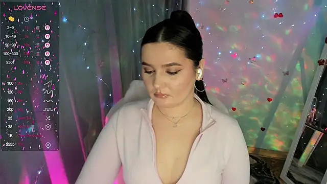 Lei White online show from 18, 11, 2025