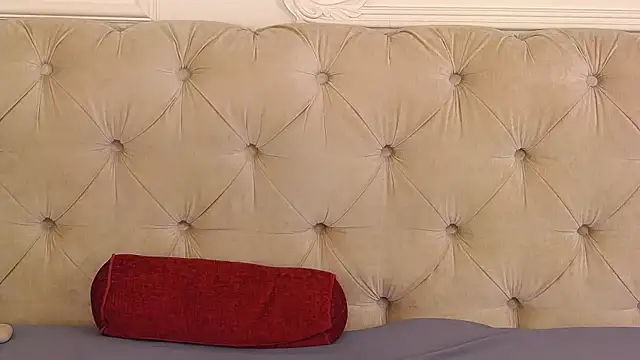 SarahLynz online show from 18, 2, 2025