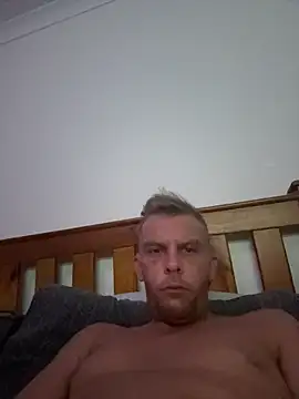 aus guy93 online show from 6, 3, 2026